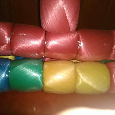 Яркая полипропиленовая рафия для упаковки яиц, горячая распродажа в Йемене, полипропиленовый рафиевый шнур